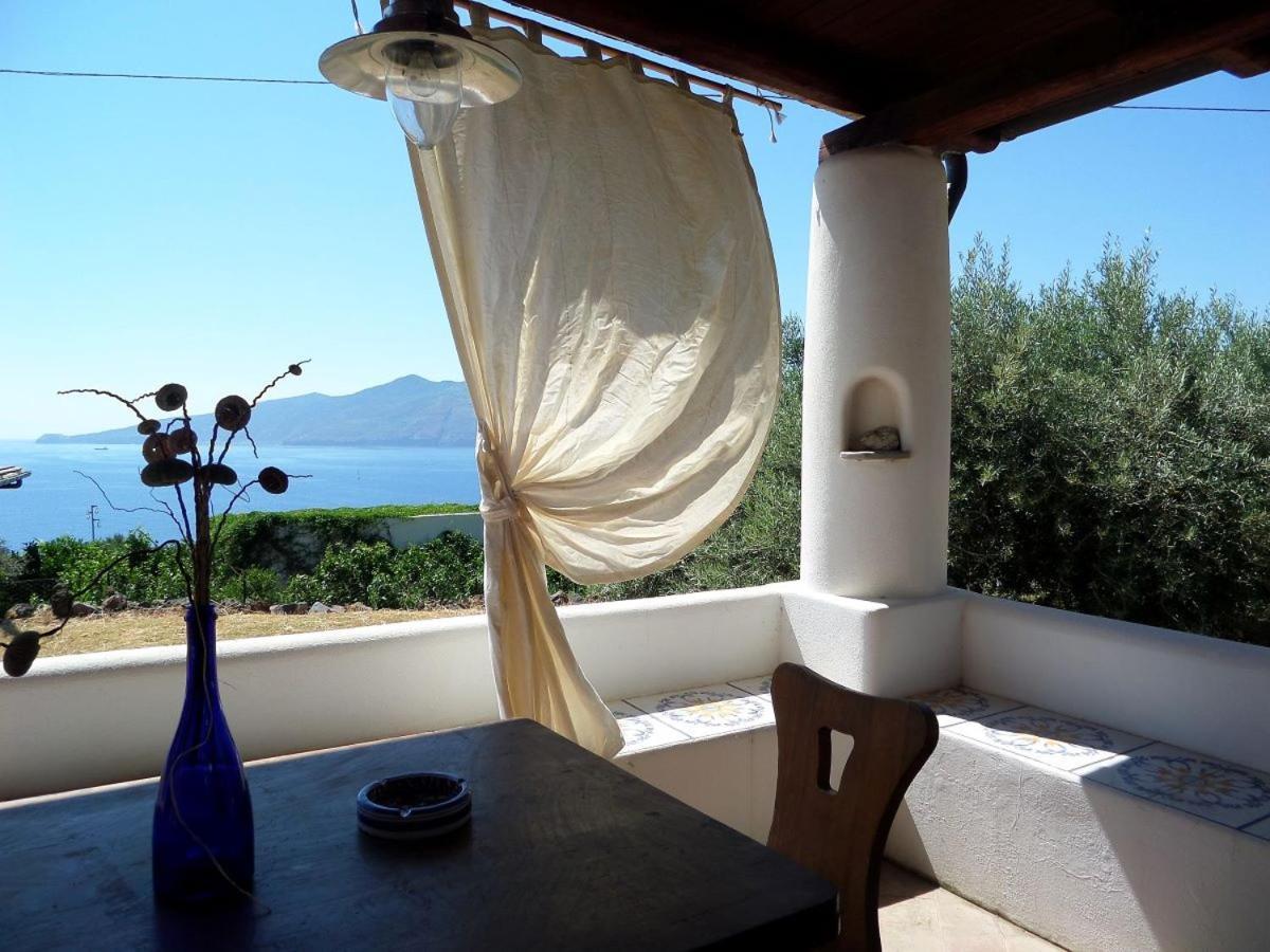 Case Al Mare - Terrazzi Panoramici E Ampio Giardino Santa Marina Salina Exterior foto
