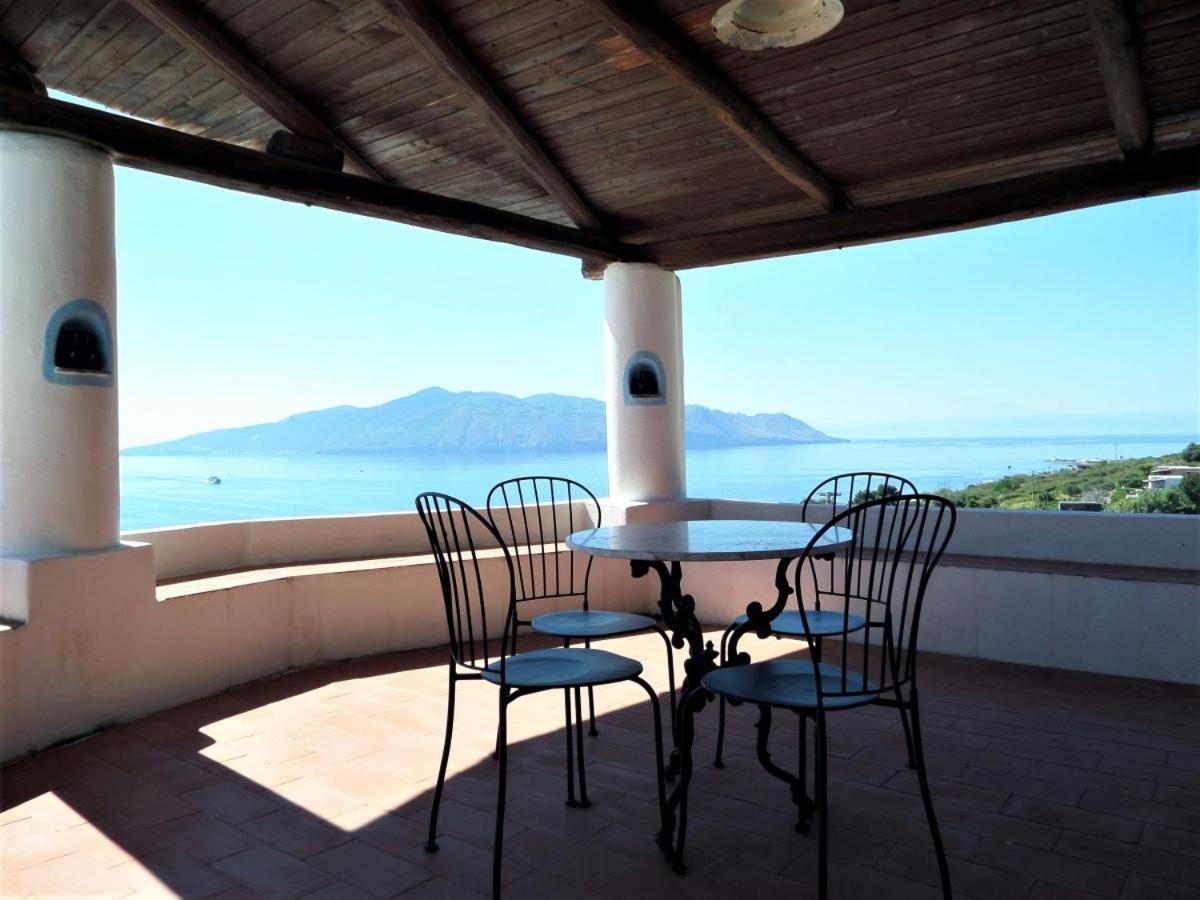 Case Al Mare - Terrazzi Panoramici E Ampio Giardino Santa Marina Salina Exterior foto