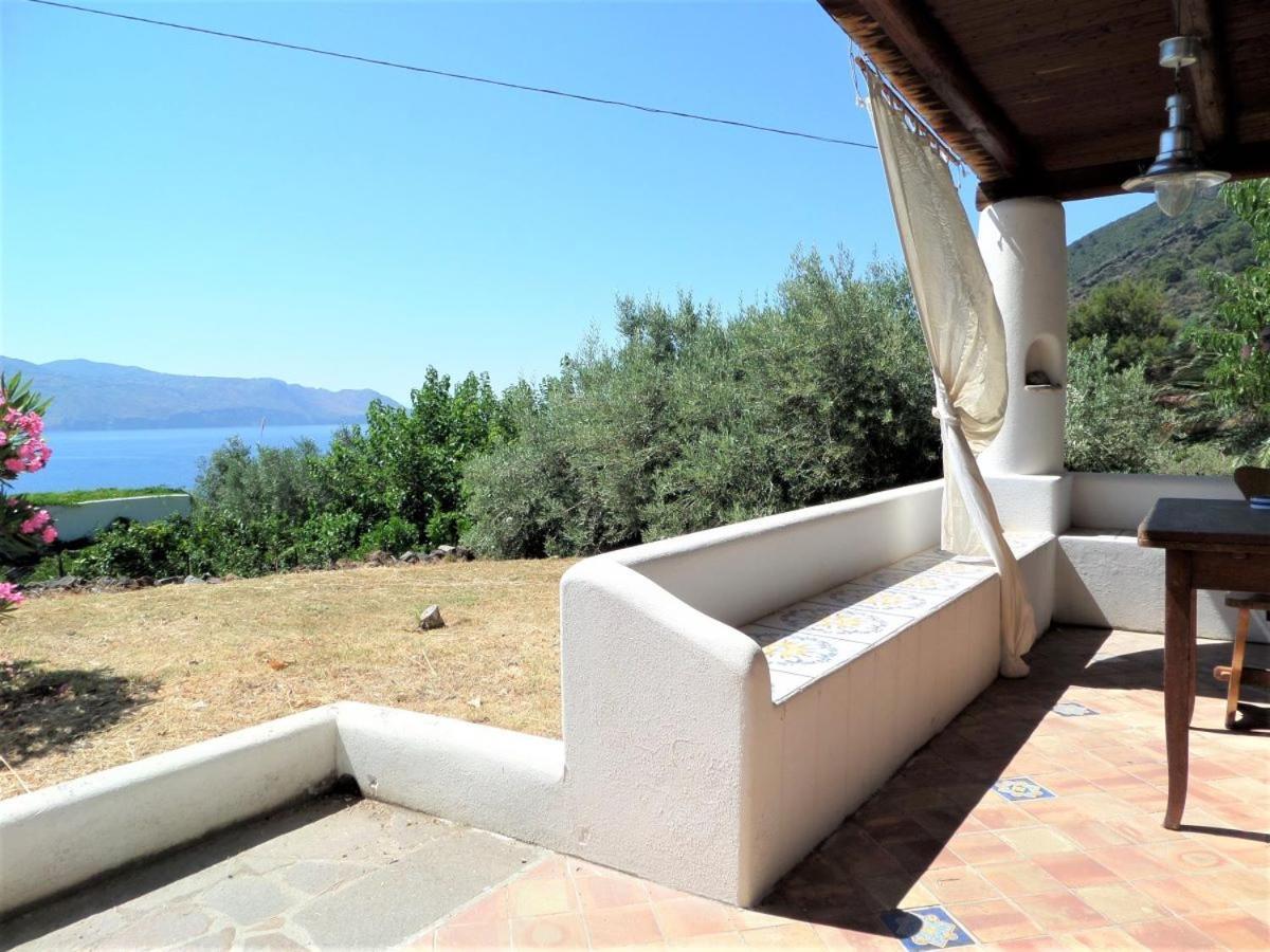 Case Al Mare - Terrazzi Panoramici E Ampio Giardino Santa Marina Salina Exterior foto